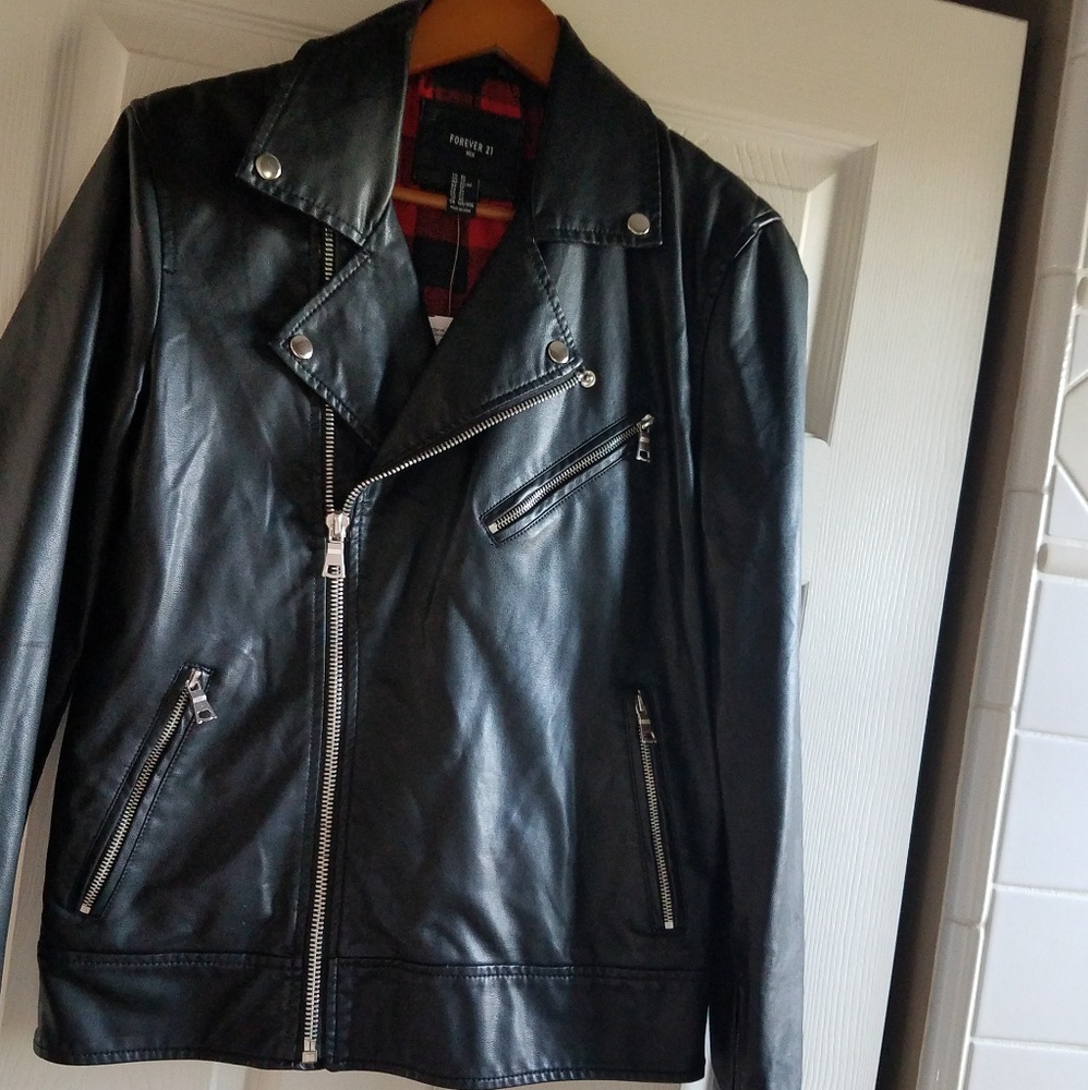 ******SOLD***    Men's Black Vegan Moto Jacket NWT